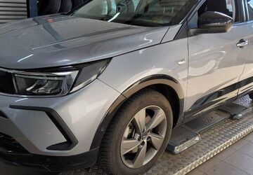 Opel Grandland (X) 34.701 km 18.490 &euro; Staßfurt (Sachsen-Anhalt) 39418