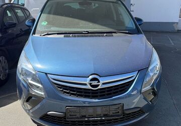 Opel Zafira 156.000 km 6.900 &euro; Münchberg 95213
