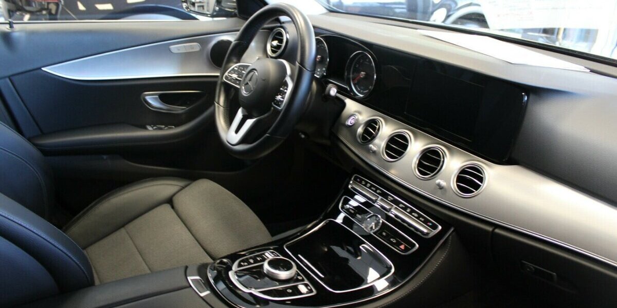 Mercedes-Benz E 300 e 9G-TRONIC Avantgarde 86.739 km 25.780 &euro; Euskirchen 53881