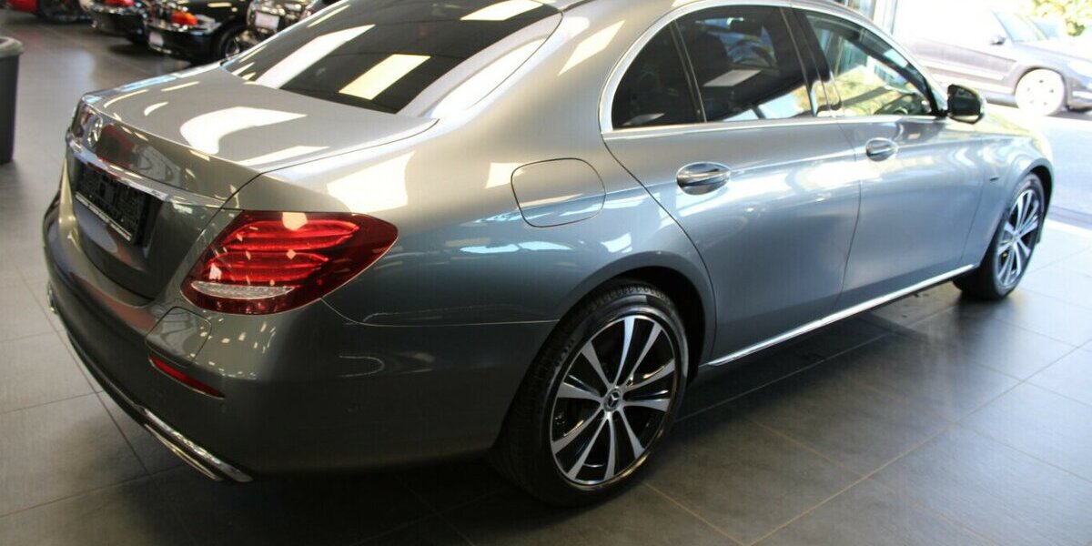 Mercedes-Benz E 300 e 9G-TRONIC Avantgarde 86.739 km 25.780 &euro; Euskirchen 53881
