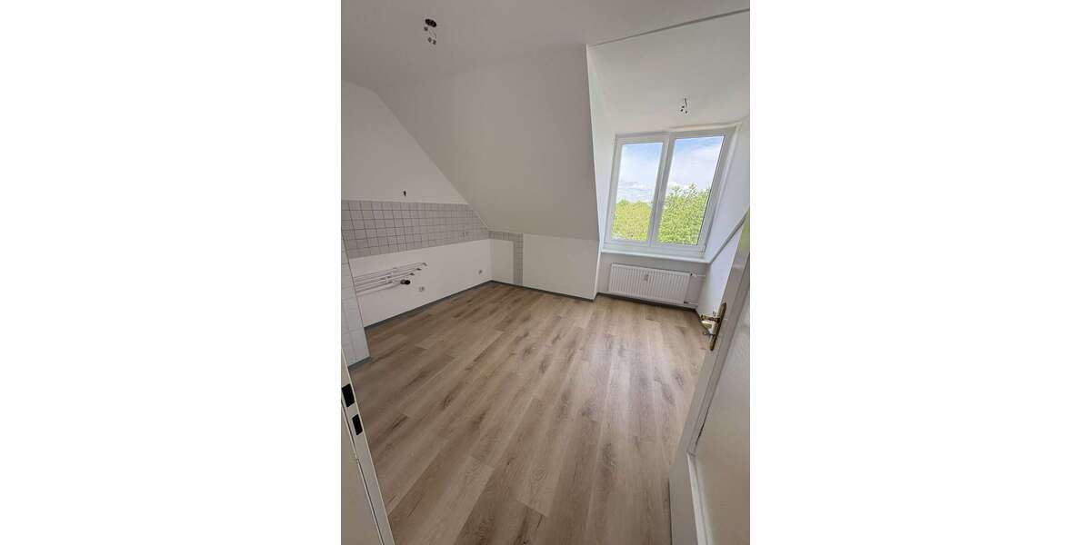 Etagenwohnung Regensburg Brandlberg - 3 Zimmer, 101 m&sup2;, 1.198&euro; | Angebot:27320589