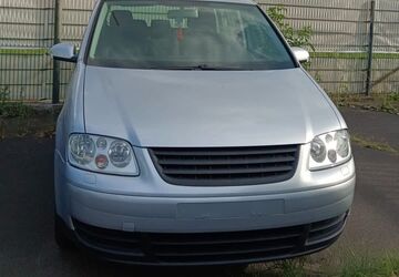 VW Touran 237.088 km 3.000 &euro; Linden am Mühlberg 35440