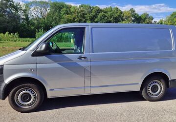 VW T5 Transporter 158.185 km 15.000 &euro; München 81247