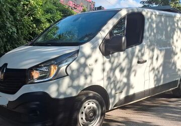 Renault Trafic 213.731 km 7.999 &euro; Duisburg 47169
