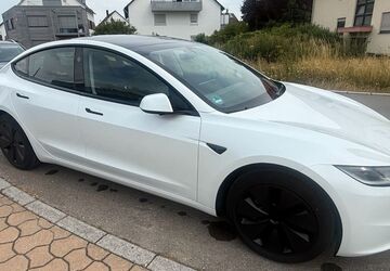 Tesla Model 3 45.145 km 34.900 &euro; Filderstadt 70794