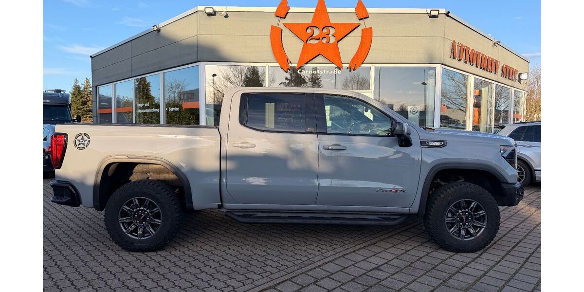 GMC Sierra 14.000 km 109.990 &euro; Magdeburg 39120