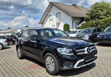 Mercedes-Benz CLA 220 Shooting Brake dPanoramadach, LED-Scheinwe 187.200 km 16.890 &euro; Rodgau 63110