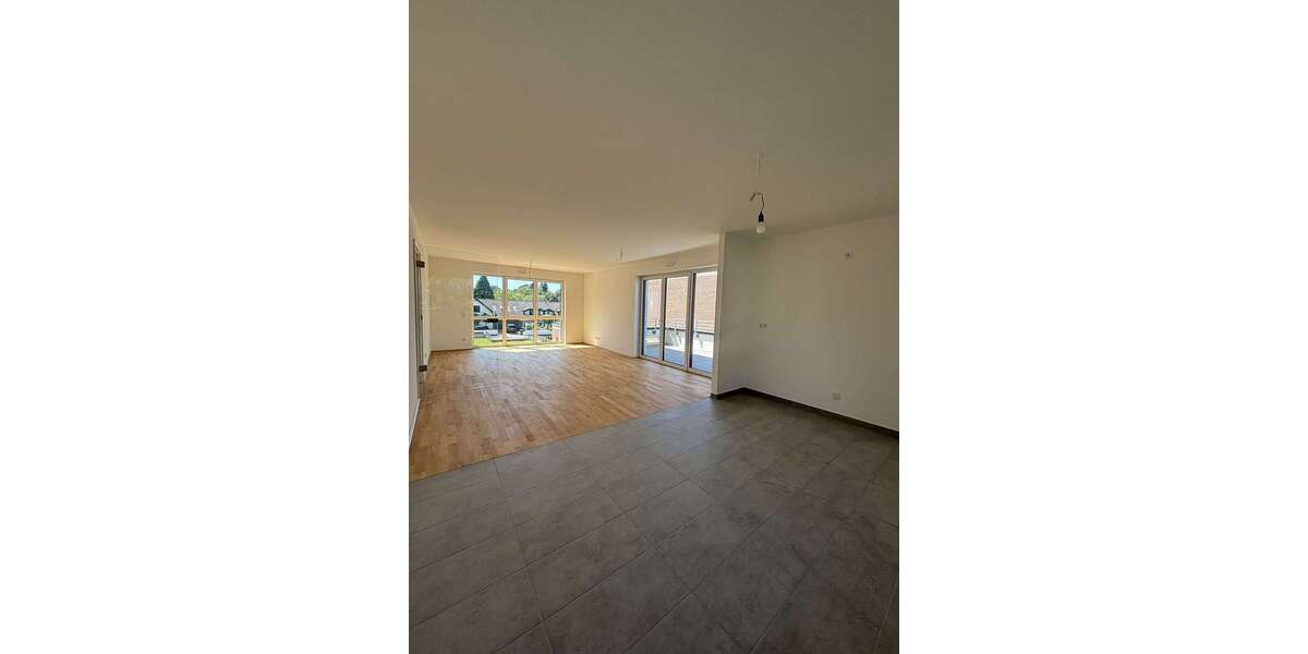 Etagenwohnung Bergisch-Neukirchen Neukirchen - 5 Zimmer, 134 m&sup2;, 1.900&euro; | Angebot:26907775