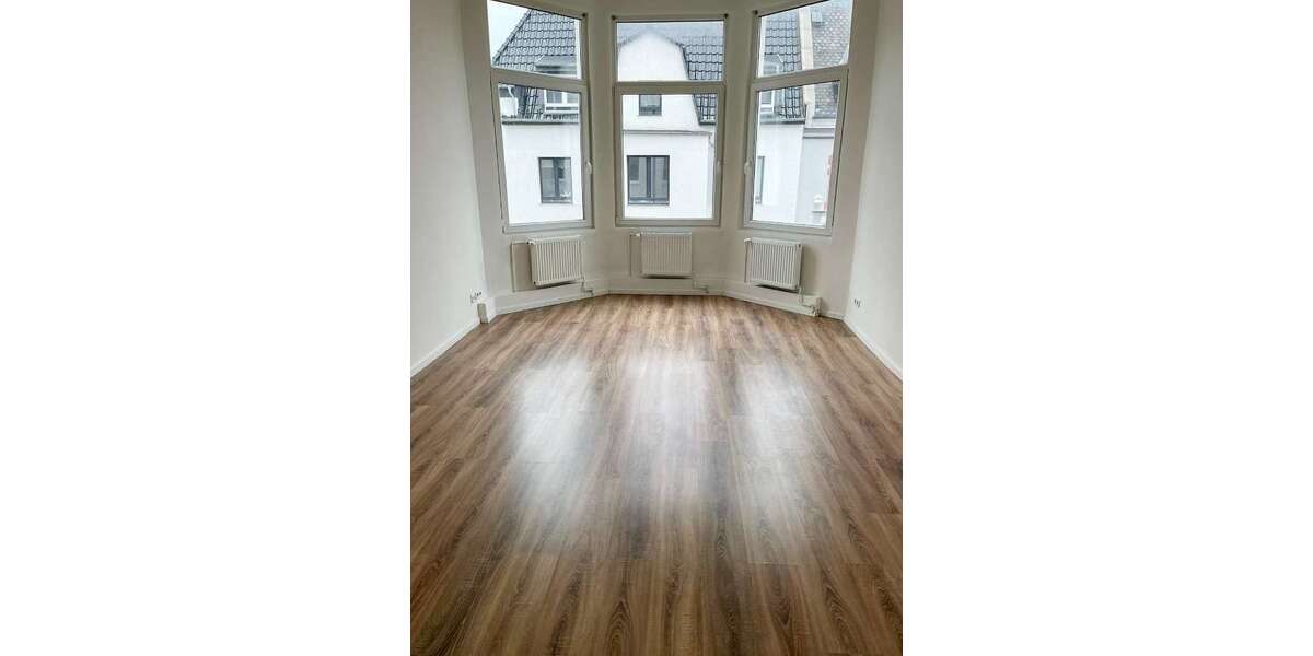 Etagenwohnung Bremerhaven Mitte - 2 Zimmer, 61 m&sup2;, 520&euro; | Angebot:27318782