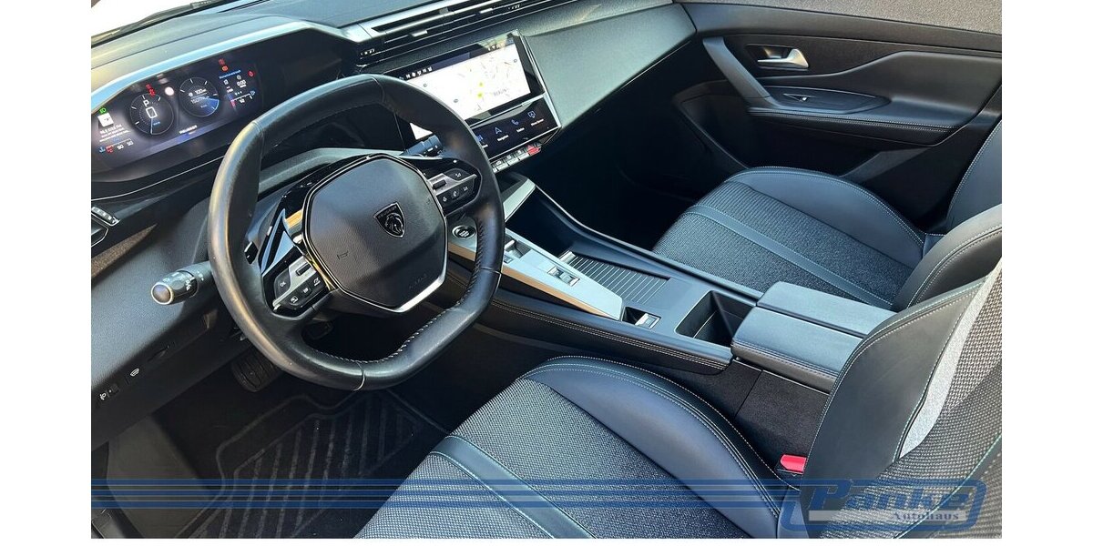 Peugeot 308 Allure EAT8*NAV*Carplay*LED*360°*Cockpit 150.000 km 14.990 &euro; Berlin 13187